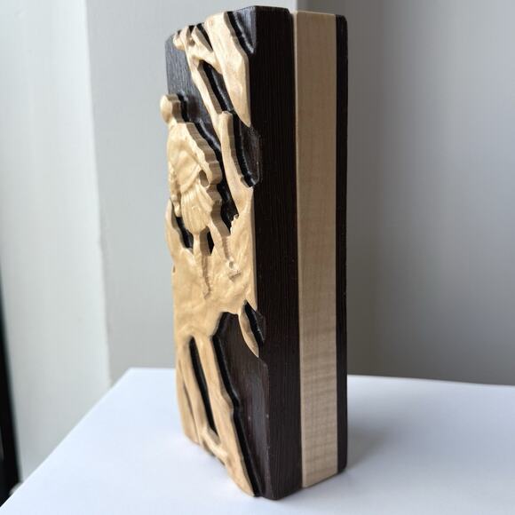 Dog Might Games Dungeons & Dragons Wood Magnetic Dice Box Tower Lost Odyssey D&D - Picture 5 of 10